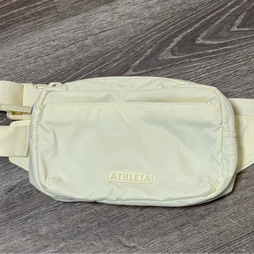 Athleta All About Large Crossbody Belt Bag Glow light yellow butter - Picture 3 of 9